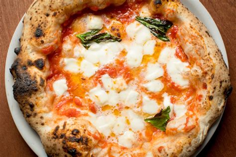 Una Pizza Napoletana Isnt ‘groundbreaking But Mangieri Is Still A
