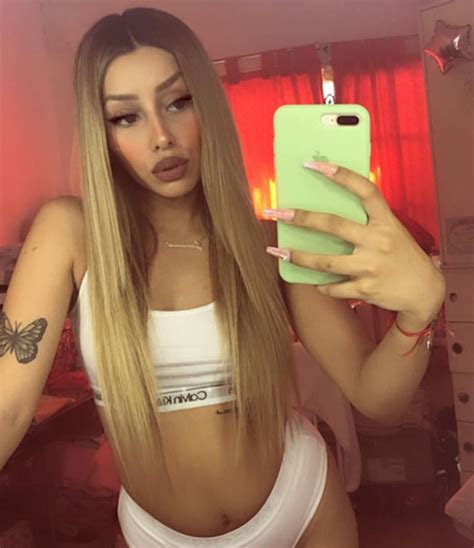 Tamara Báez la novia de L Gante muy sexy en Instagram