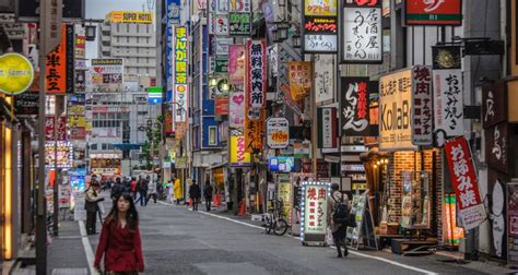 Guide To Tokyos Infamous Kabukicho What To Do And What To Avoid
