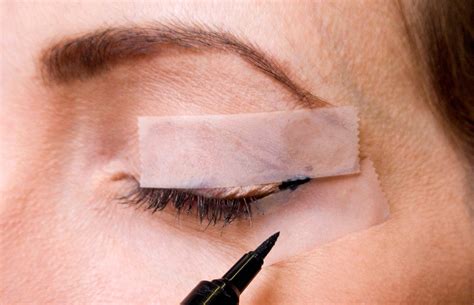Step 3 Winged Liner Makeup Cat Eye Makeup Tutorial Cut Crease Eye
