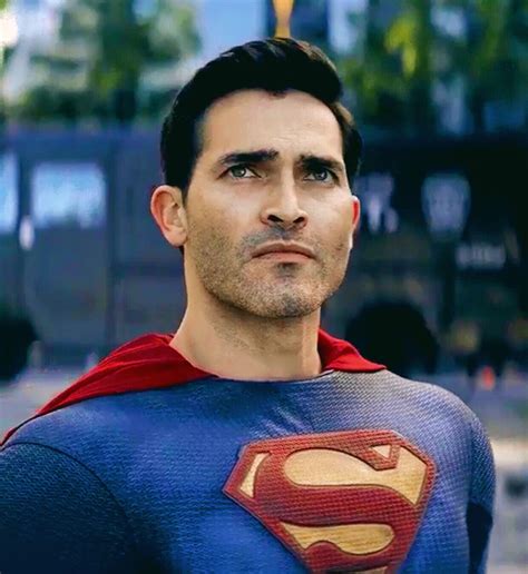 Tyler Hoechlin As Clark Kentsuperman On Supermanandlois Episode 14
