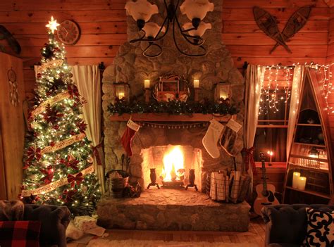 Cozy Christmas at my New Hampshire cabin. http://bit.ly/2EPTgBJ | Cabin