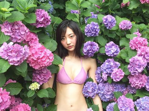 Extreme Images Too Erotic Swimwear B Cup Gravure Of Takeda Rena