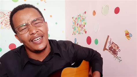 Ethiopian Gospel Singer Dereje Kebede Dr Zinam Keberetam ዝናም ከበሬታም
