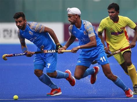 Ice hockey is played mostly in places like ladakh, uttarakhand, west bengal, sikkim, arunachal pradesh, himachal pradesh and jammu and kashmir in the north of india, where cold weather occurs and the game can be played outdoors. Asian Hockey Championship 2018 highlights: India beat ...