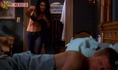 Naked Angie Harmon In Womens Murder Club