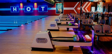 Bowling Alley And Party Venue In Boothwyn Bowlero