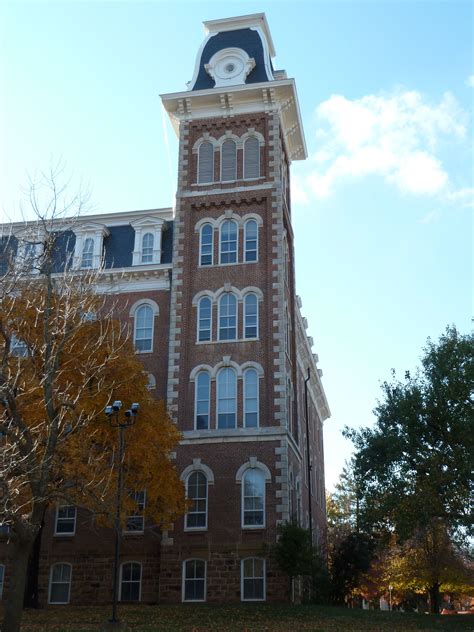 Old Main University Of Arkansas Campus Fayetteville University Of