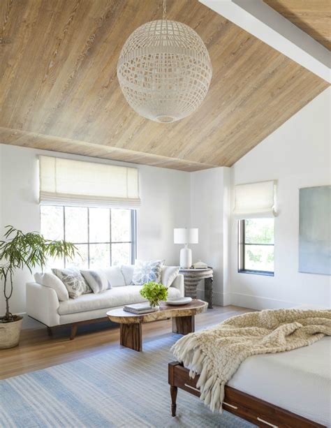 How to design small spaces is the most popular question when it comes to interior design. Stunning California Modern Home - Decoholic