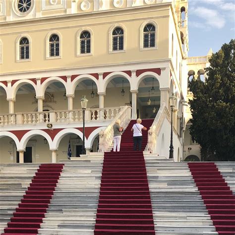 H έρρικα πρεζεράκου γεννήθηκε στην αθήνα. Έρρικα Πρεζεράκου: Το προσκύνημα και η προσευχή στην ...