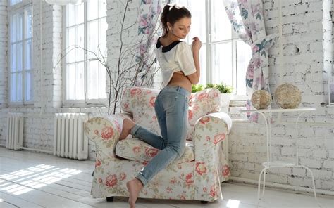 Wallpaper Women Brunette Sitting Dress Jeans Kneeling Pattern