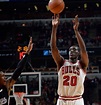 Tony Snell is on fire!! | Da bulls, Basketball players, Chicago bulls