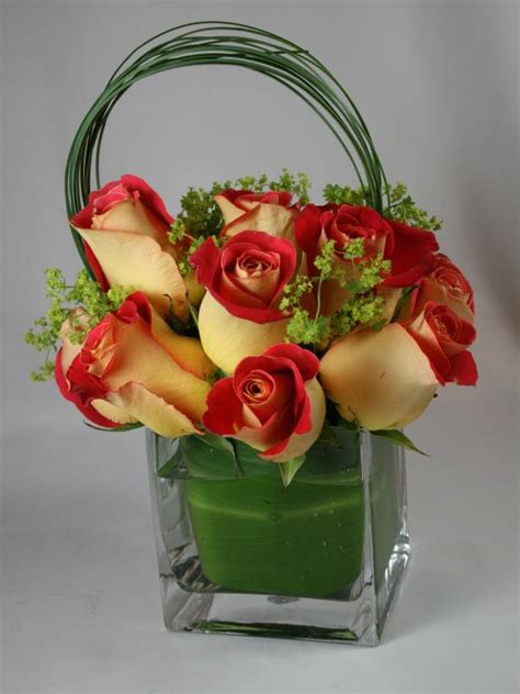 41 Arrangement Ideas For Roses Hgtv