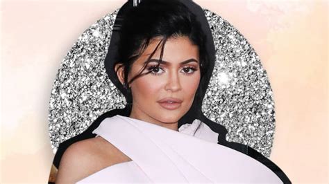Kylie Jenners Nude Bikini Is The Swimsuit Equivalent Of The Naked Dress