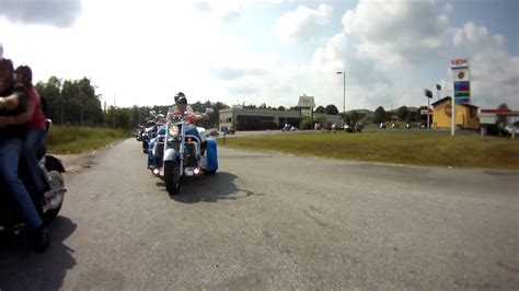 Huvudträffarna är international boss hoss rally i tyskland, national boss hoss rally i tennessee och daytona bike week. Kentucky Boss Hoss burnout - YouTube