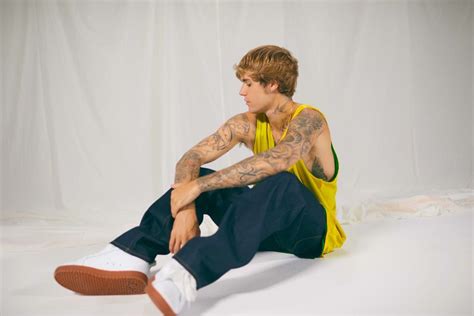 Discovered By Thais Find Images And Videos About Justin Bieber On We
