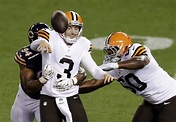 Rex Grossman rebuffs Browns to kitesurf with family over Christmas
