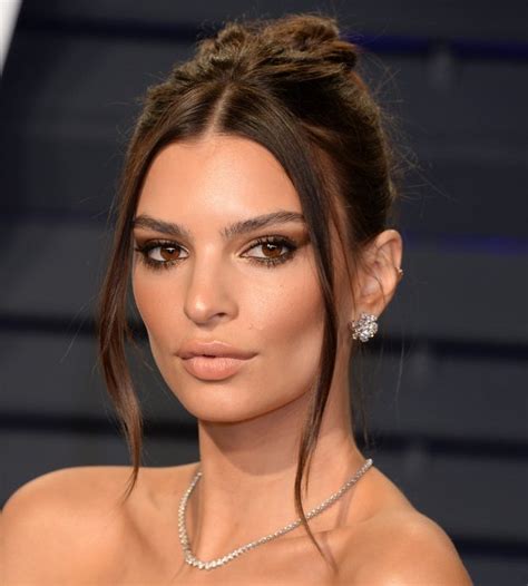 Emily Ratajkowski Sexy At Oscar Party 41 Photos The Fappening