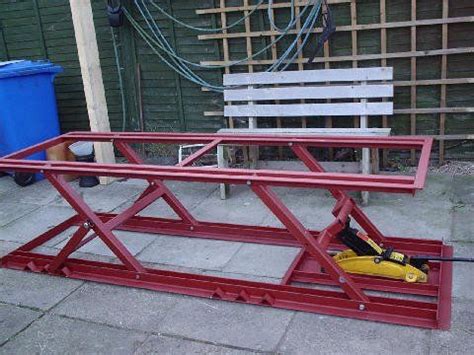 You bequeath take a few wood working hand tools to constitute your motorbike rise lift prorogue woodworking projects to sell plywood cuts the plywood. Need plans for motorcycle lift - CycleFish.com | Bike lift, Motorcycle lift table, Lift table