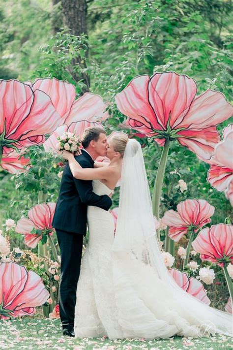 Check spelling or type a new query. Budget Friendly Photo Booth Backdrop Ideas And Tutorials