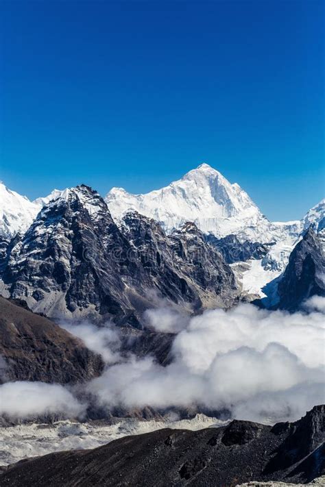Snowy Mountains Of The Himalayas Stock Image Image Of Blue Desolate