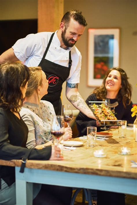 5 Reasons To Hire A Private Chef At Home Or On Holiday With Dineindulge