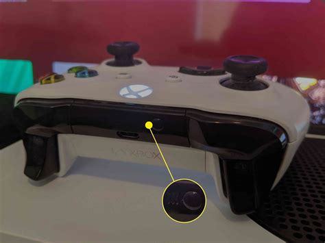 How To Connect And Sync Your Xbox One Controller With An Xbox Series X Or S