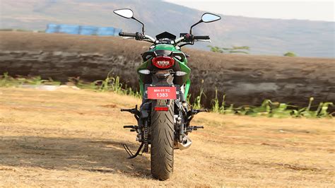 Benelli Tnt 300 2015 Std Compare Bike Photos Overdrive