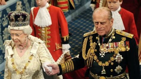 El duque estuvo 73 años casado con la reina isabel ii, sin embargo, ¿por qué nunca fue considerado ser rey? El Príncipe Felipe, duque de Edimburgo y esposo de la ...