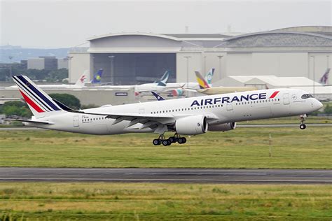 Air Frances 6th Airbus A350 900 First Flight Of F Wznb M Flickr