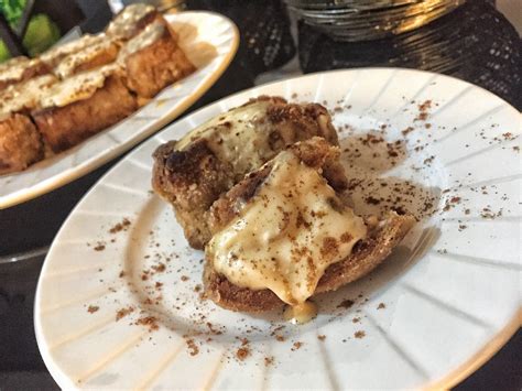 There's nothing not to love about dessert, except maybe one thing: Healthy Keto Low Carbs No Sugar Cinnamon Rolls For Dessert - Zaneta Patrycja Baran