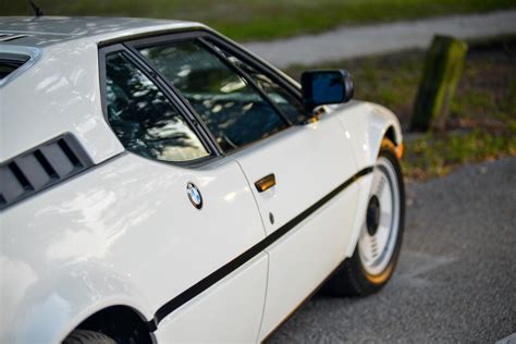 17 Photos Of A Seriously Stunning 1981 Bmw M1 Airows