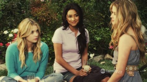 Pll 2 02 The Goodbye Look Shay Mitchell Image 23244046 Fanpop