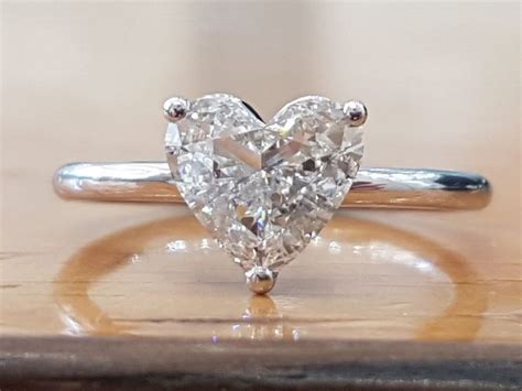 1 Carat Heart Diamond Engagement Ring Solitaire Diamond Ring Etsy Heart Shaped Diamond Ring