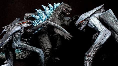 Godzilla 2014 Muto Bandai Premium Action Figures Review Youtube