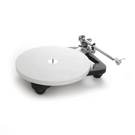 Rega Planar 10 — Soundstage Hi Fi