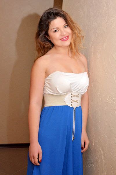 Yuliya 29 Years Old Ukraine Nikopol Russian Bride Profile Meetbrides