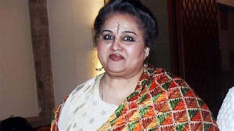 Reena Roy Remembers How Nargis Helped Her Get A Film Job Hinduaan