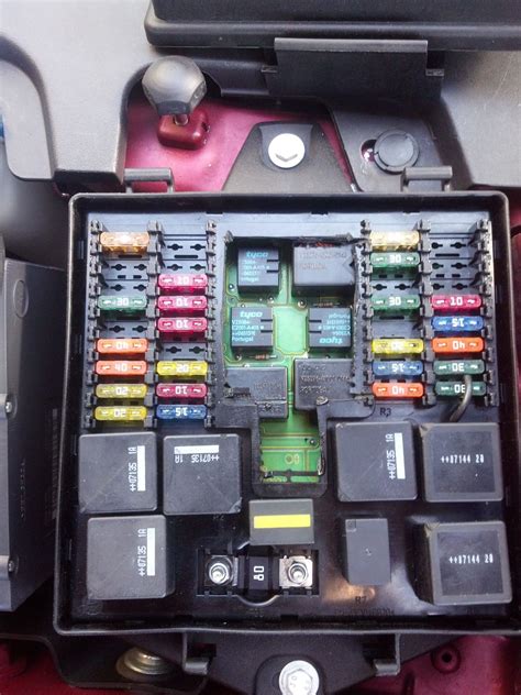 Xj99 do you know if that diagram works for a 99 classic with the premium audio? 2004 xjr electrical questions - Jaguar Forums - Jaguar ...