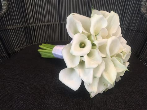Mini Calla Lily Bridal Bouquet In San Francisco Ca Bella Fiora A