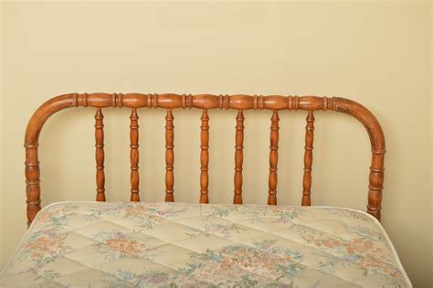 Jenny Lind Style Twin Bed Frame Pair Ebth
