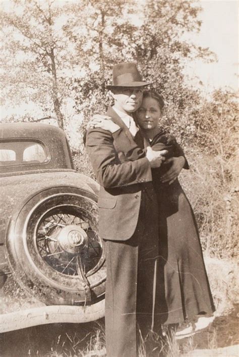 Bonnie And Clyde Personaggi Famosi Personaggi Della Storia Personaggi