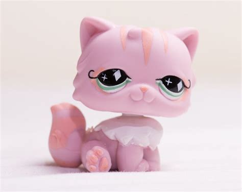 Littlest Pet Shop Lps Pink Persian Cat With Green Diamond Eyes 460