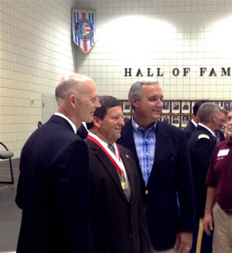 Smart recovery, art therapy, guitars for vets, thai chi. Gov Scott Honors Vets In Pensacola | WUWF