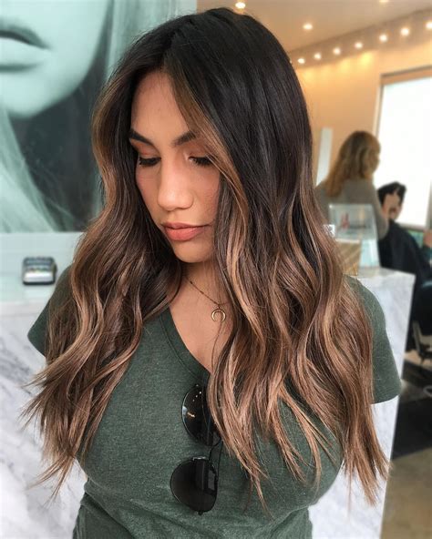 This Brunette Balayage Trend Is A Bomb It Features A Money Piece To