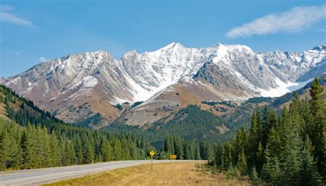 Highwood Pass Stock Photos Pictures And Royalty Free Images Istock