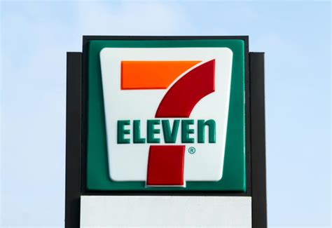 The Real Reason The 7 Eleven Logo Looks Like That