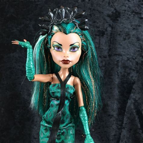 Monster High Boo York Boo York City Schemes Nefera De Nile Doll For