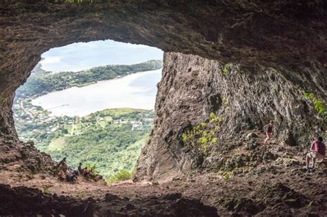 The Clinging Cave Of Mt Otemanu Bora Bora Turquoise Water Best Sites