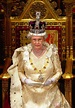 La Reina Isabel en la apertura del Parlamento en 2002 - La vida de la ...